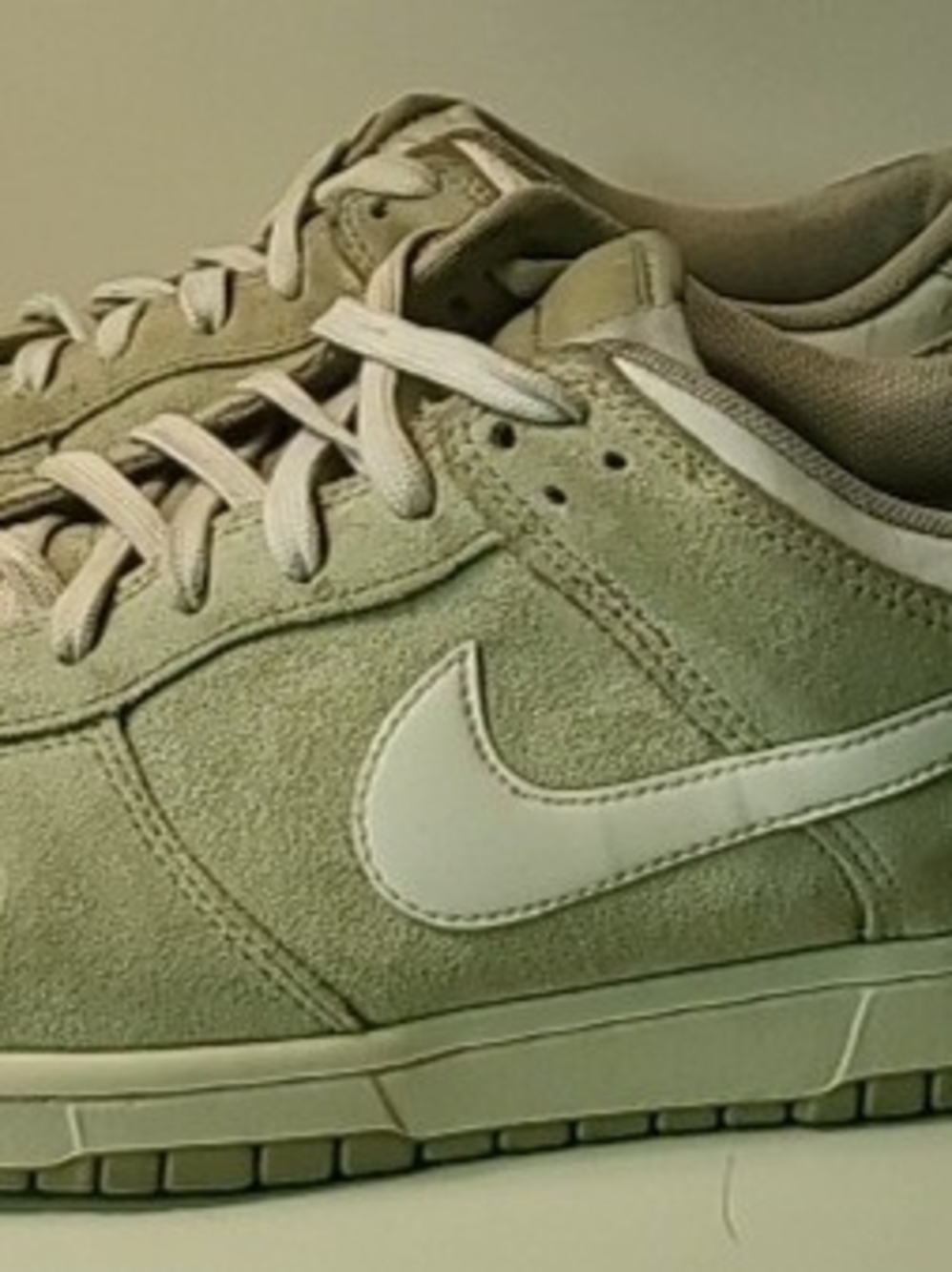 Nike Men’s Suede Low-Top Sneakers — Gray/White